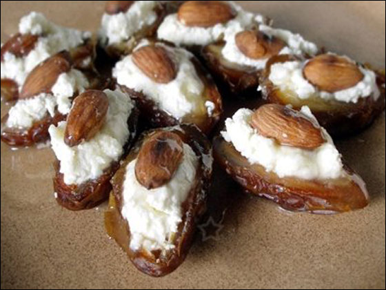 اليكم أجمل الطرق لتقديم التمر في رمضان! اليكم أجمل الطرق لتقديم التمر في رمضان!