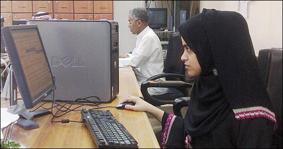 قهرت الشلل واصبحت اول محررة في قسم الاخبار في اذاعة سعودية!! قهرت الشلل واصبحت اول محررة في قسم الاخبار في اذاعة سعودية!!