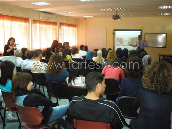 عباس يقدم محاضرتين للمعلمين في كل من الزهراء وكفركنا "ا" عباس يقدم محاضرتين للمعلمين في كل من الزهراء وكفركنا "ا"