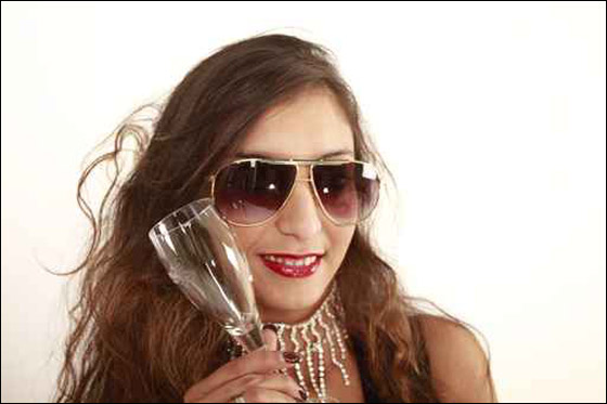 اليكن.. تشكيلة مميزة من النظارات الشمسية لصيف 2011!! اليكن.. تشكيلة مميزة من النظارات الشمسية لصيف 2011!!
