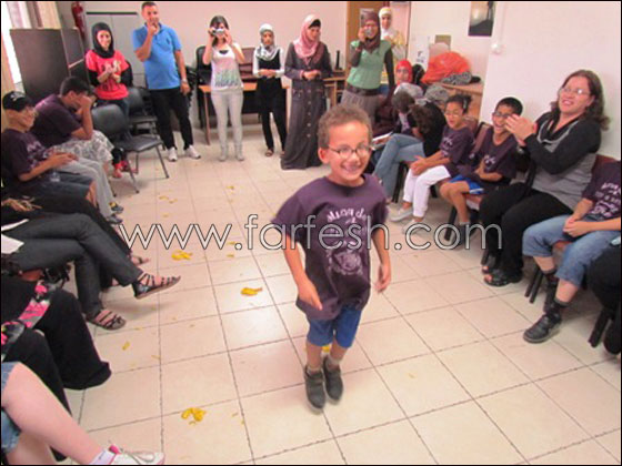 المنارة تنظم يوما ترفيهيا لأطفال مخيم أمل وحياة من أم الفحم المنارة تنظم يوما ترفيهيا لأطفال مخيم أمل وحياة من أم الفحم
