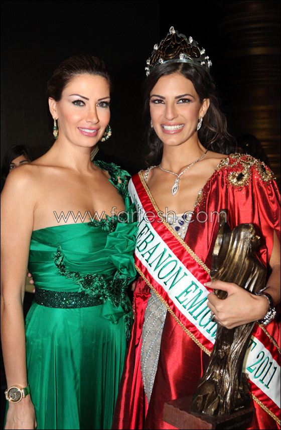 كريستينا صوايا تتوج ملكة جمال لبنان المغترب لعام 2011!!
