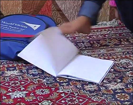 الطفلة بسملة عمرها 9 اعوام تقهر العجز الذي الم باطرافها! الطفلة بسملة عمرها 9 اعوام تقهر العجز الذي الم باطرافها!